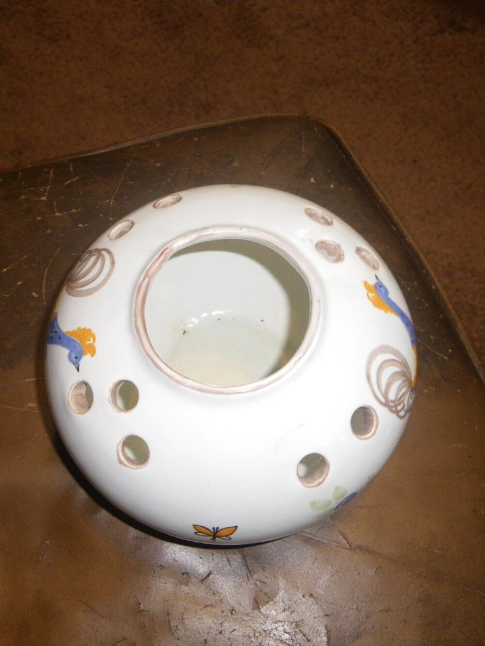 Vintage Small Earthenware Hand-painted Glazed Decorative Bowl Vase w/ Chickens - Picture 5 of 6